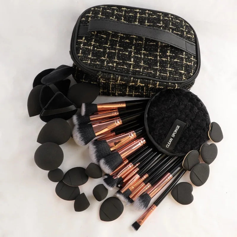 Professional Makeup Brushes Set for Face Eyeshadow Highlighter Blush Concealer Powder with Sponges