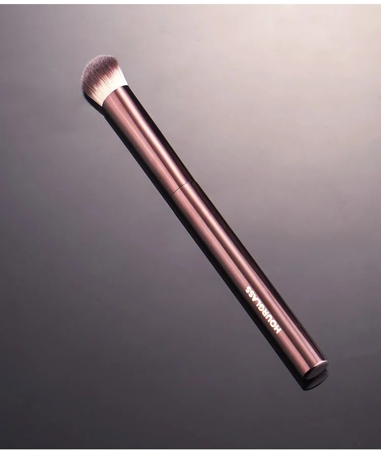Angled Makeup Brush Set for Concealer and Eyeshadow - Professional Cosmetic Tool