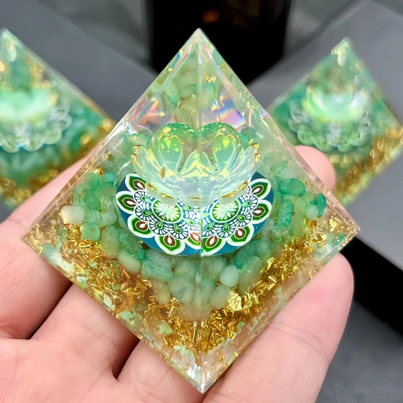 Green Aventurine Pyramid for Good Luck Desktop Decor Gift