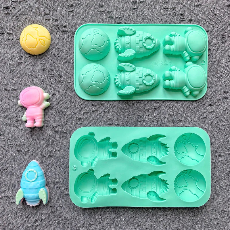 6-Cavity Astronaut Rocket Earth Silicone Cake Mold for DIY Chocolate Mousse Dessert Baking