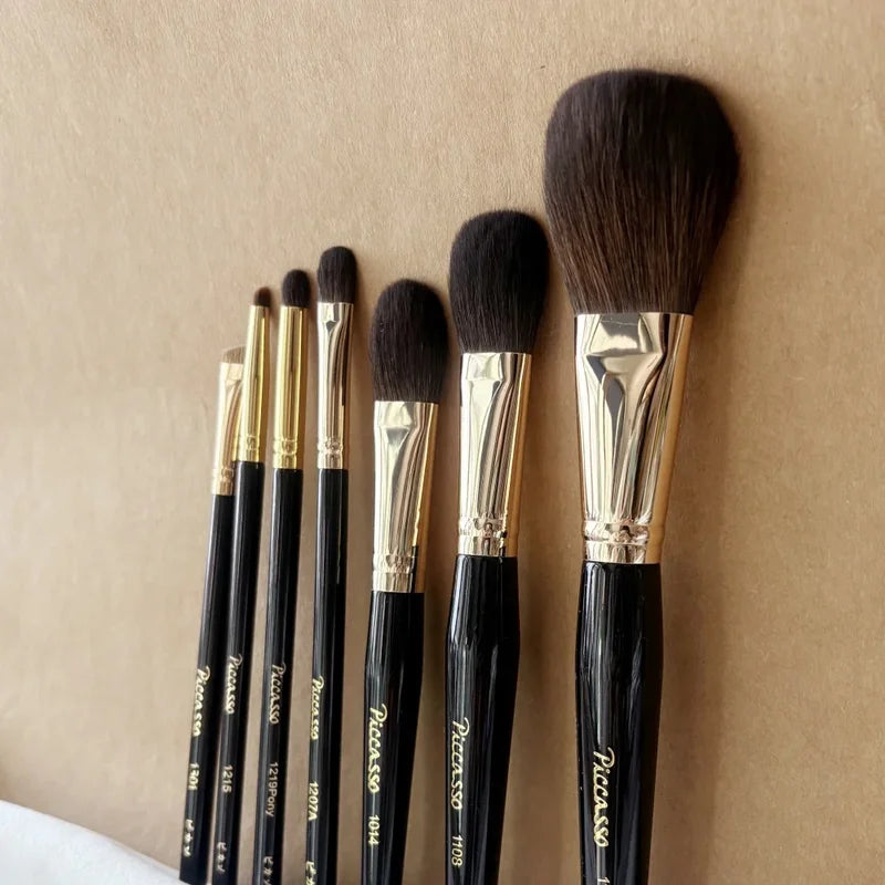 7-Piece Makeup Brush Set - Luxury Soft Synthetic & Natural Bristles for Face & Eyes