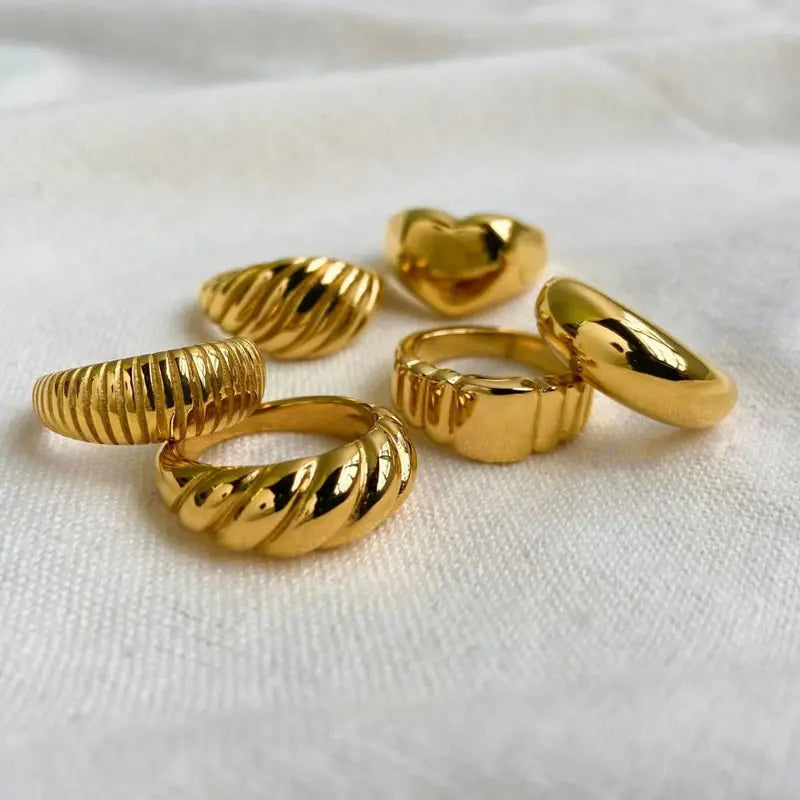 Waterproof Stainless Steel Heart Ring for Women - Stylish Non-Fading Jewelry