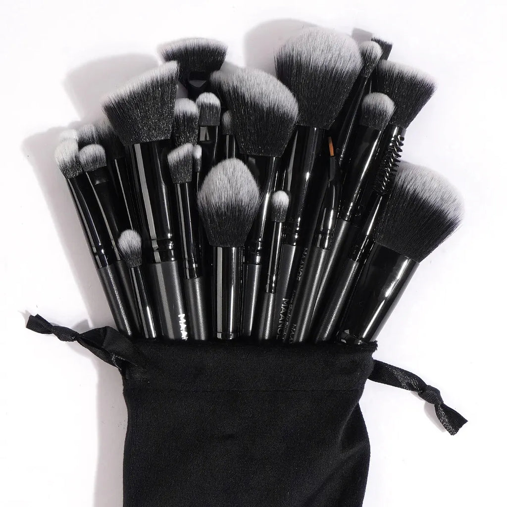 30Pcs Professional Makeup Brush Set with Bag - Versatile Foundation, Eye, Blush Brushes