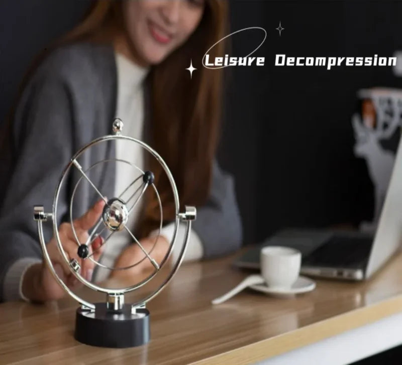 Kinetic Perpetual Motion Newton Pendulum Desk Toy - Home Decor & Science Gift