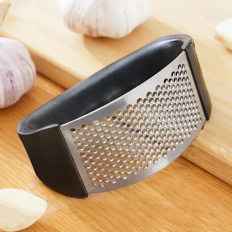 Stainless Steel Garlic Press Crusher Mince Tool Kitchen Utensil