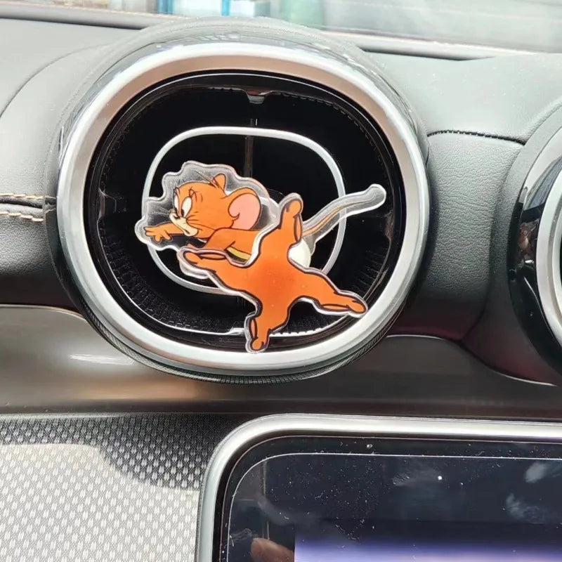 Rotating Cat and Mouse Car Air Conditioner Ornament - Kids Interior Decoration Accessory