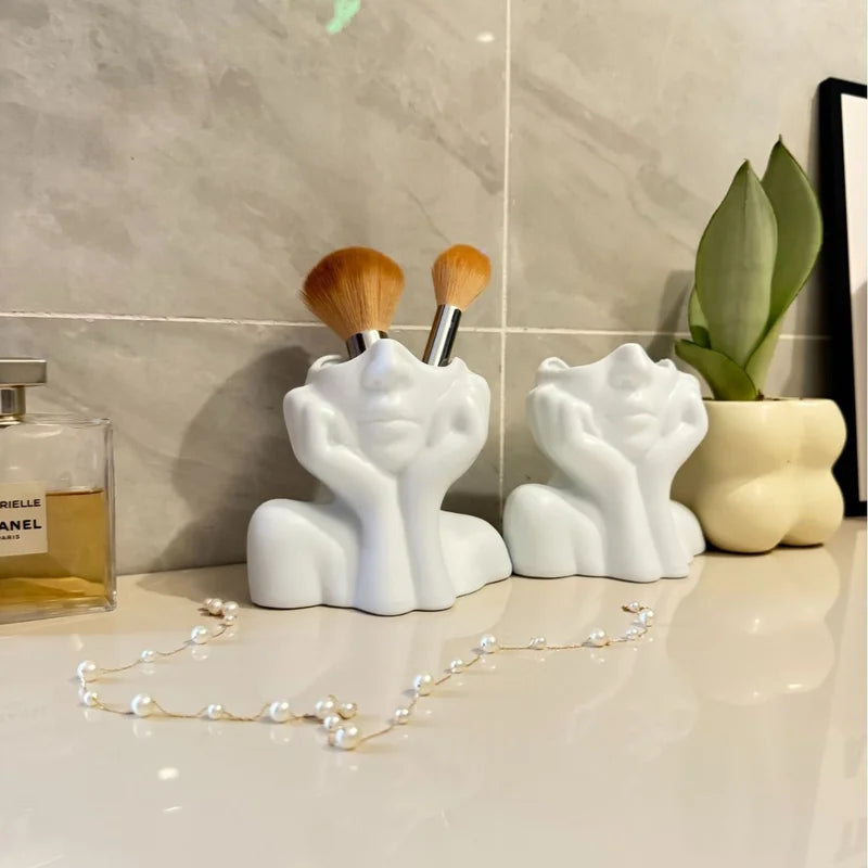 Human Face Makeup Brush Holder Desktop Organizer Vase for Cosmetics & Eyebrow Pencils