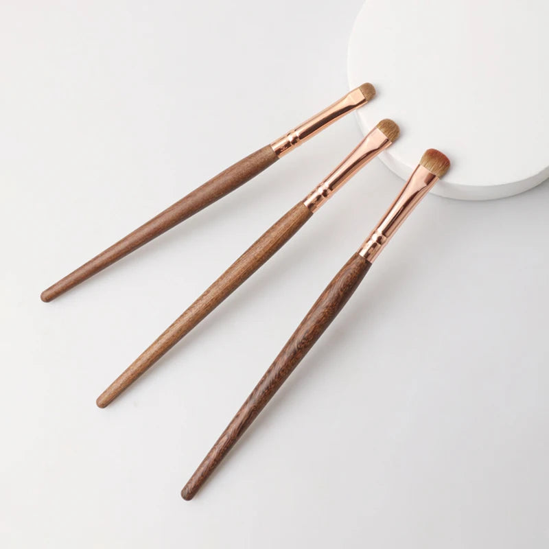 Professional Makeup Brush Smoky Eye Shadow Blending Brush with Rosewood Handle