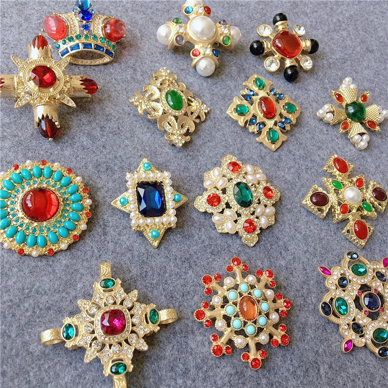 Retro Baroque Gemstone Brooch for Women - Luxury Palace Dress Accessory