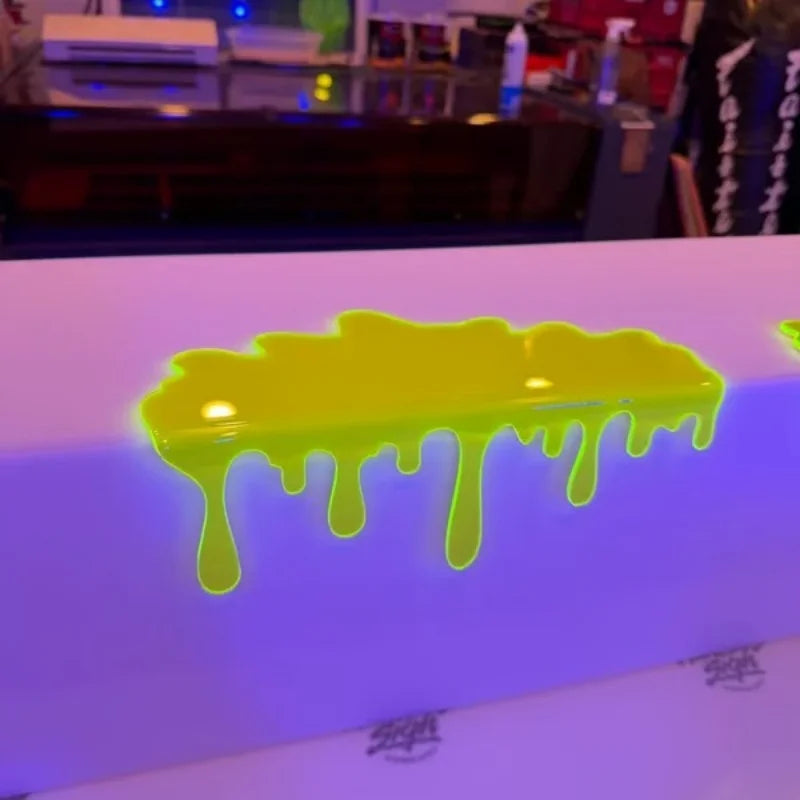 Glow in The Dark Blood Drip Bookshelf Decor Luminous Halloween Shelf Edge Haunted House Accent