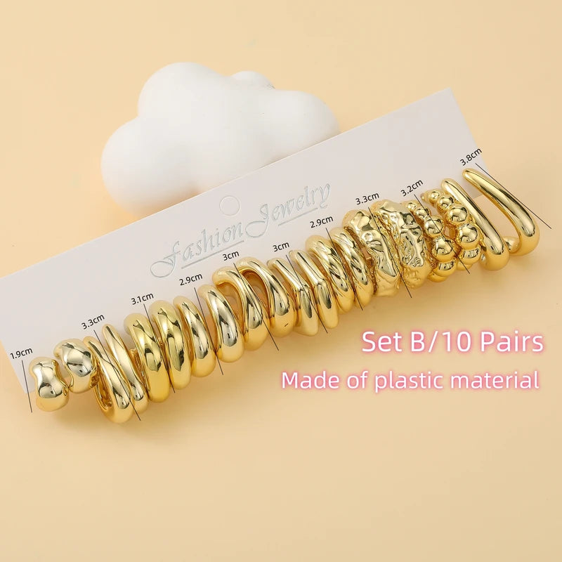 Fashion Earrings Set 10/40 Pairs Ladies Jewelry with Gold-Plated Plastic Material