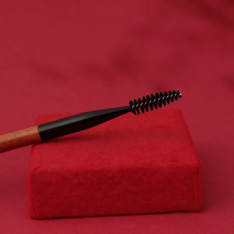Makeup Brush for Eyelashes & Brows - Synthetic Fiber Spiral Lash & Eyebrow Grooming Tool