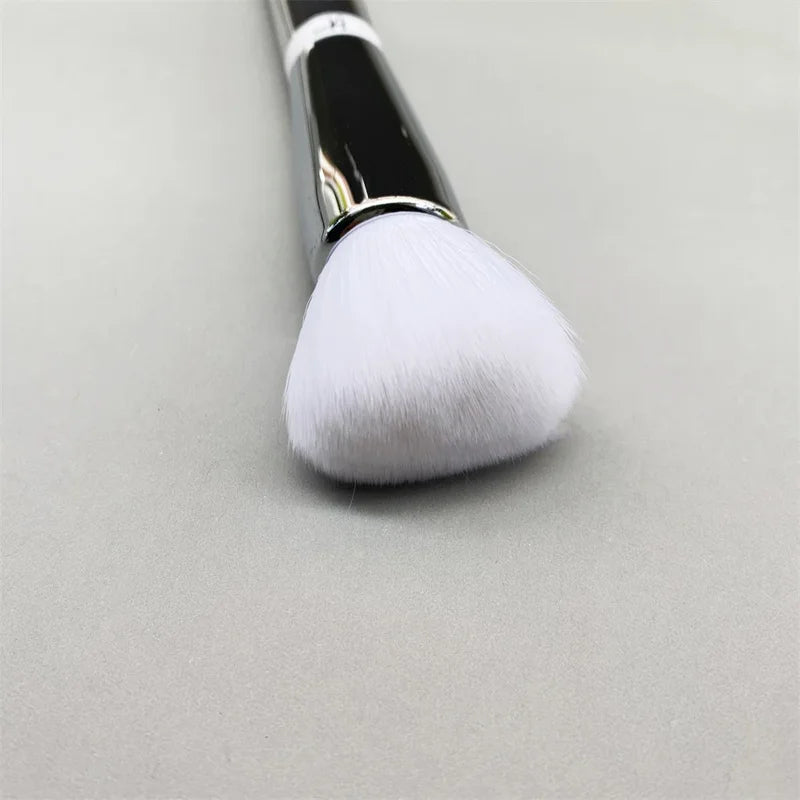 Luxury Skin-Smoothing Makeup Brush with Collagen Infused Hair - Pro-Quality Face Tool