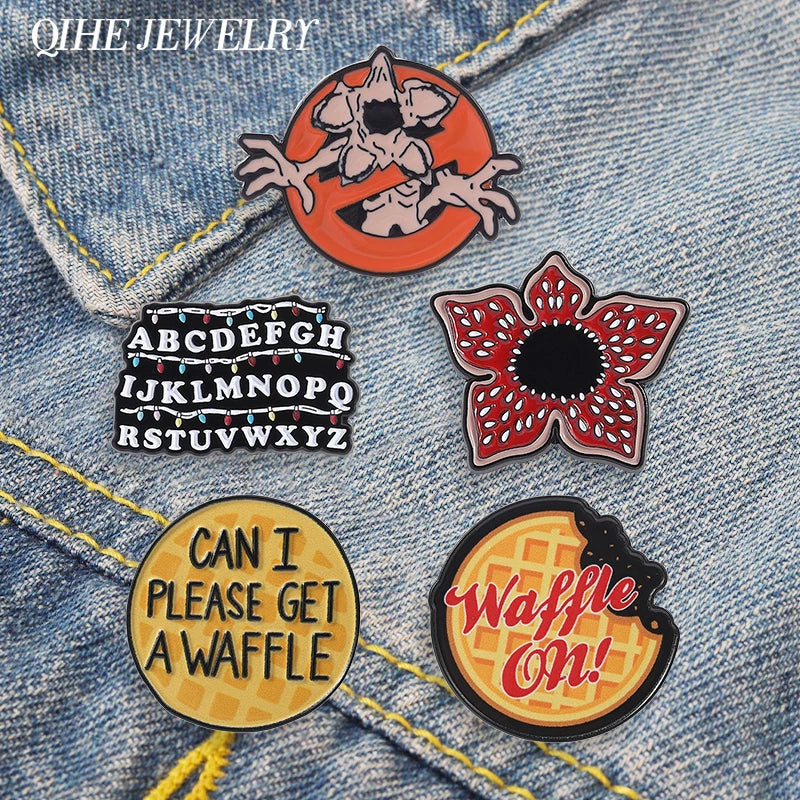 Sci-Fi Horror Enamel Pin Set - Spooky Flower Monster Halloween Brooches Jewelry Gift
