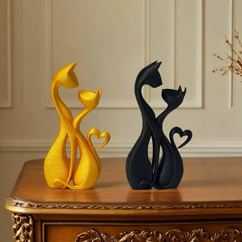 Elegant Cat Sculpture Ornament - Heart-Shaped Retro Home Decor Gift