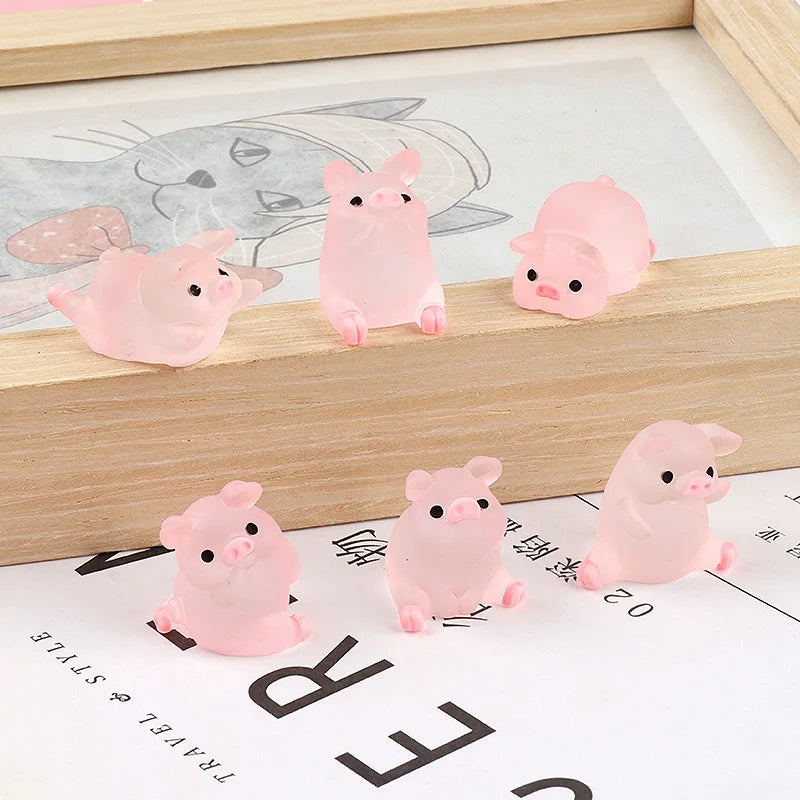 Mini Resin Pig Car Dashboard Ornaments - Luminous Cute Animal Car Decor Set of 6