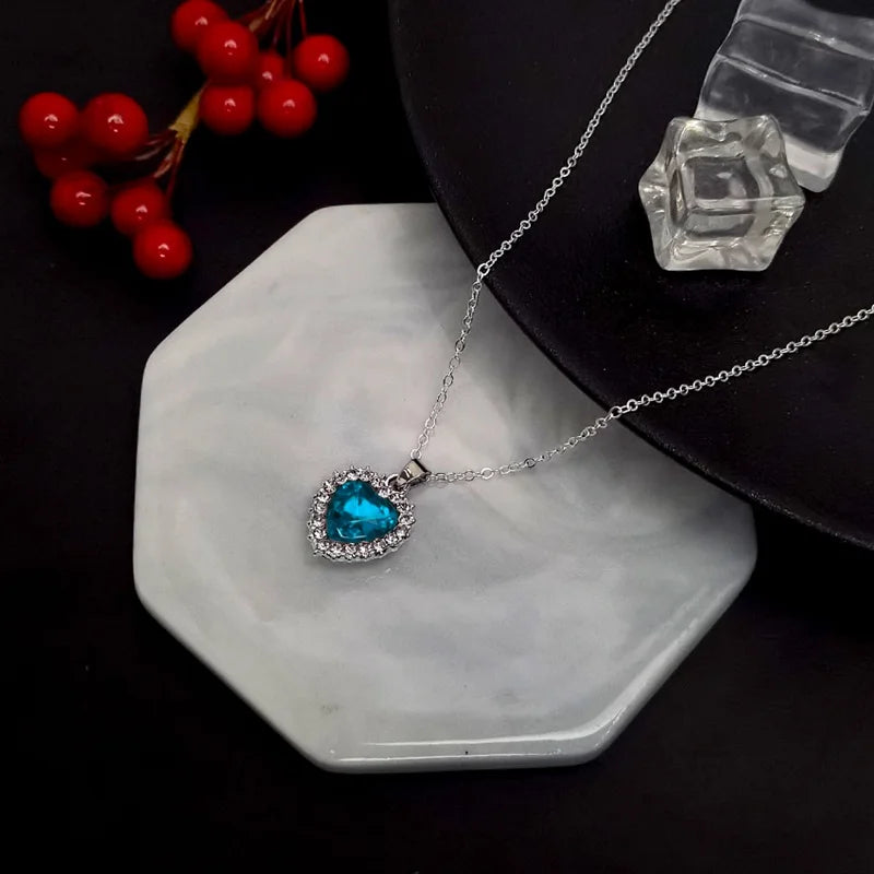 Luxury Crystal Heart Pendant Necklace for Women Party Jewelry Gifts