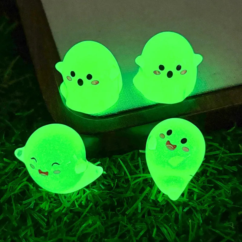 Halloween Luminous Ghost Micro Landscape Ornaments Set - Cute Resin Figurines