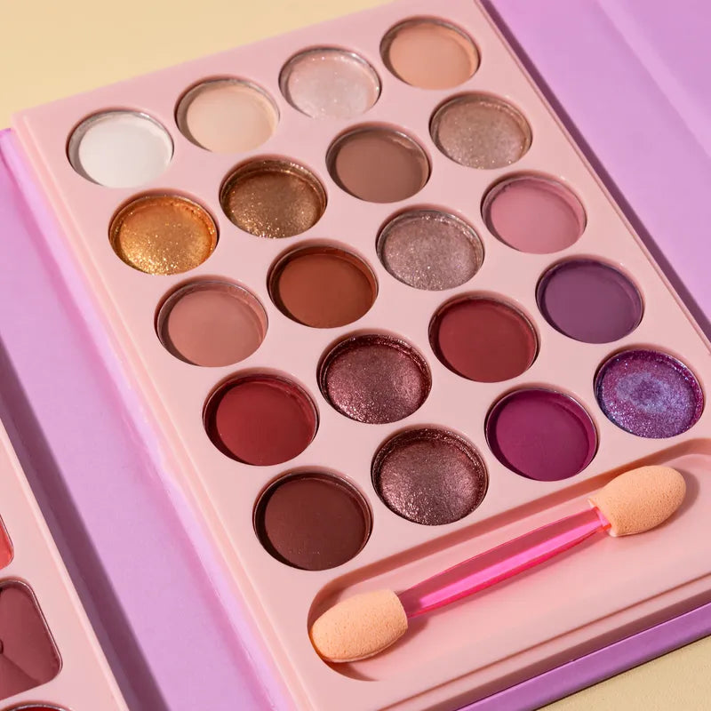 All-in-One Makeup Palette with Lipstick, Blush, Contour & Highlighter - Multicolor