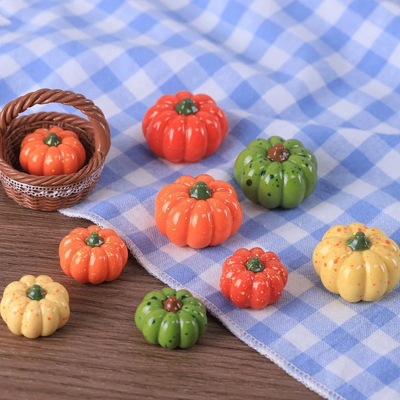 Mini Resin Pumpkin Set for DIY Micro Landscaping Halloween Thanksgiving Decorations - 10-50 pcs