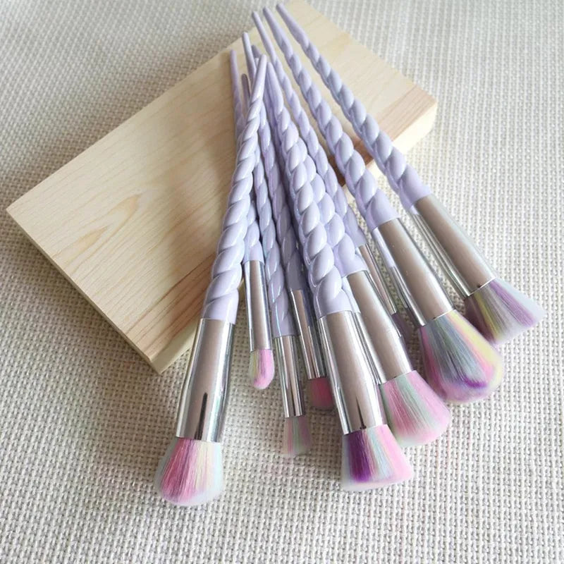 10-Piece Makeup Brush Set with Soft Synthetic Hair and Wooden Handles