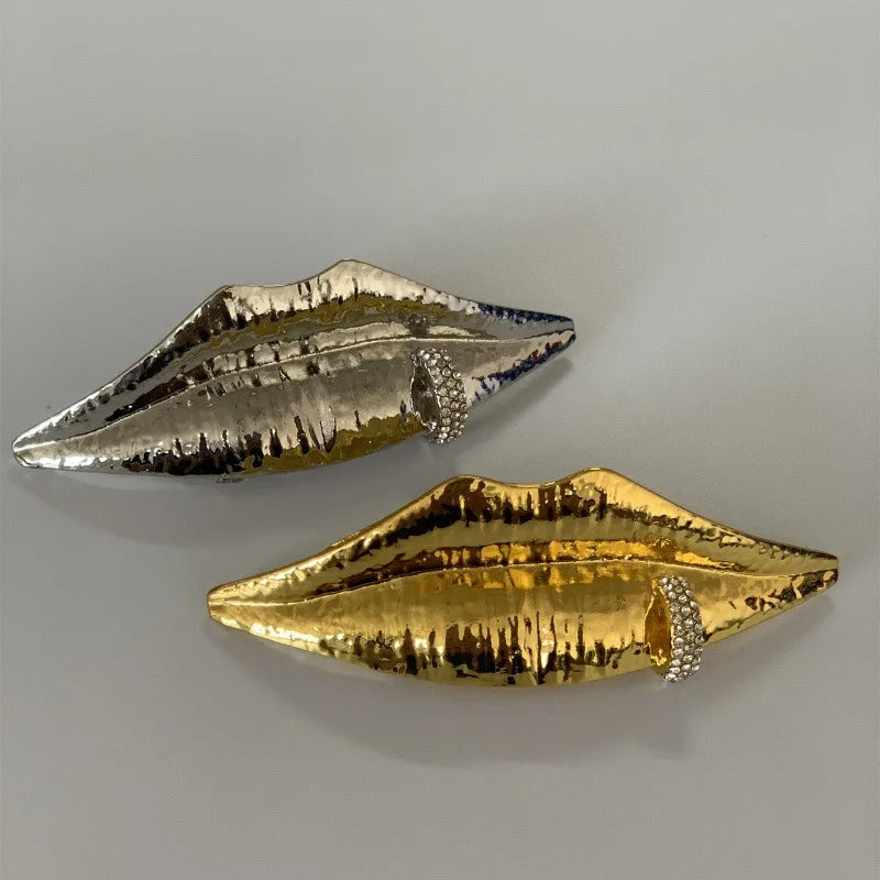 Unique Lip-Shaped Ring for Women and Girls - Retro Fun Jewelry