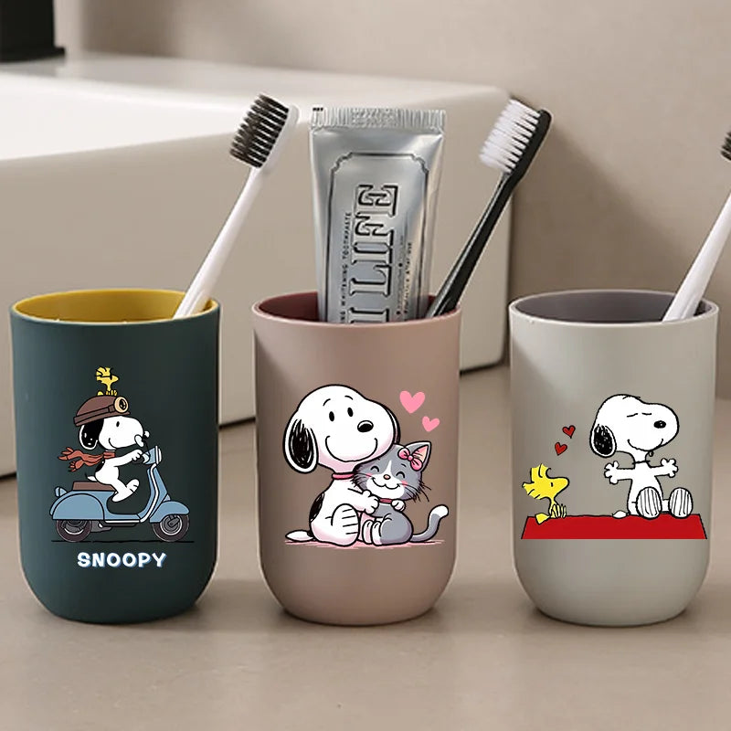Cute Cartoon Snoopys Mouthwash Cup - Travel Portable Water Mug for Kids & Families
