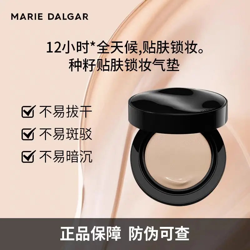 Long-Lasting Liquid Foundation with Concealer Lock - Natural Finish