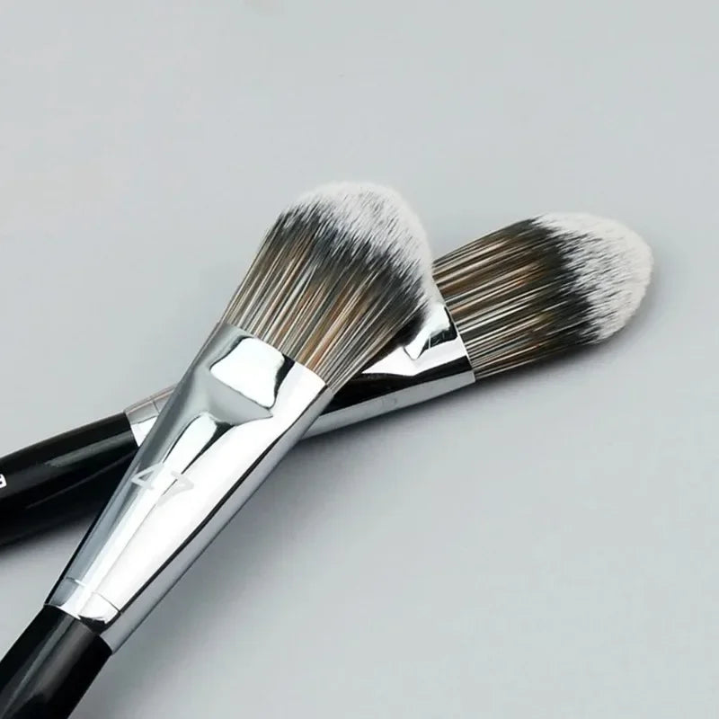Professional Foundation Brush with Broom Head for Liquid & Face Makeup
