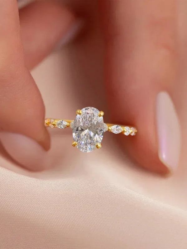 925 Sterling Silver Zircon Fashionable Ring for Women Engagement Wedding Jewelry