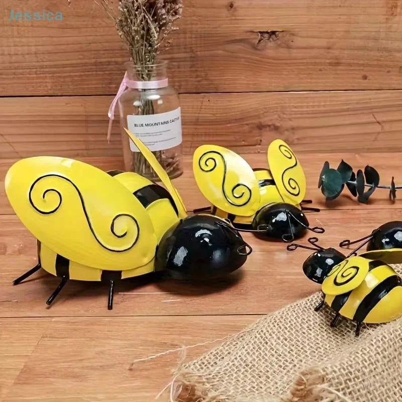 4Pcs Wrought Iron Bee Wall Decor Set Garden Balcony Courtyard Art