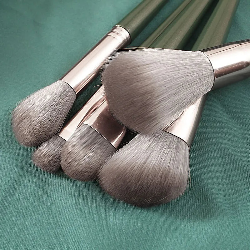 14-Piece Makeup Brush Set Professional Cosmetic Brushes Kit for Eyeshadow, Concealer, Blush & Face