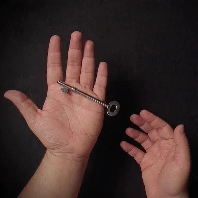 Ghost Moving Key Magic Trick Halloween Party Prop Illusion Gimmick