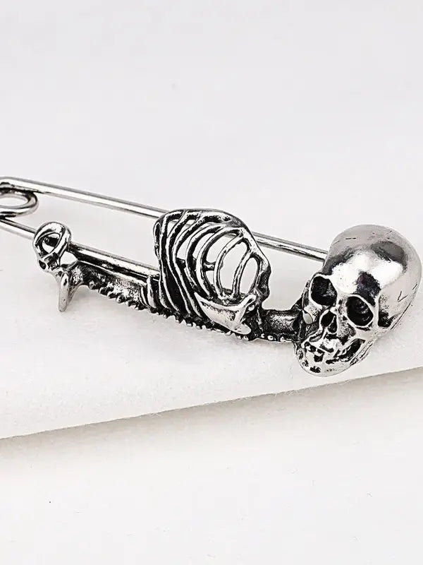 Retro Skull Punk Style Halloween Brooch Dark Skull Pin Accessory