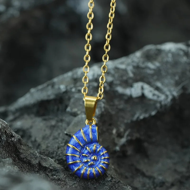 Ocean Conch Shell Pendant Necklace for Women - Stainless Steel Dripping Oil Collar Jewelry, 50cm