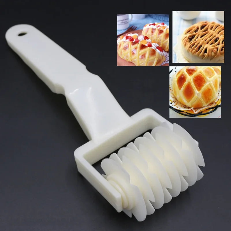 Pizza Lattice Roller Cutter Baking Tool for Dough and Pastry