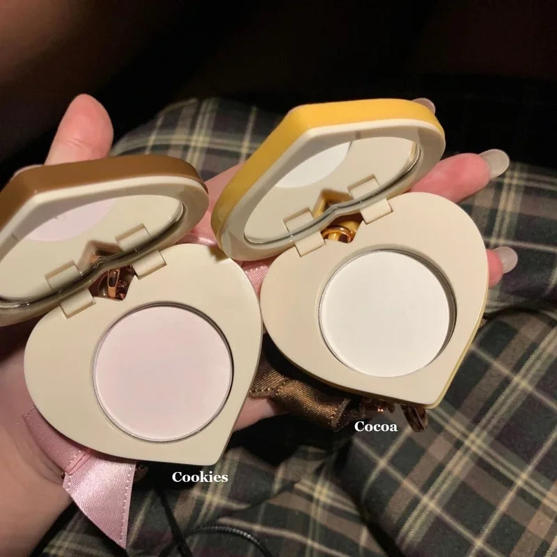 Mini Honey Face Powder Pendant Makeup Brightening Oil Control Foundation Cosmetics