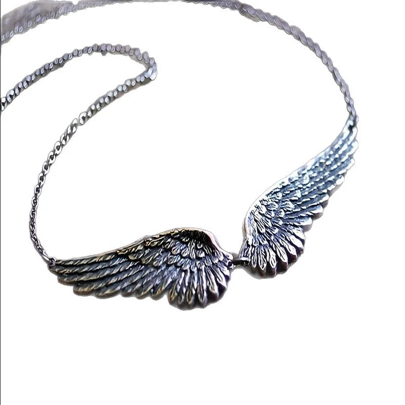 Vintage Angel Wings Feather Pendant Necklace for Women - Statement Aesthetic Chain Choker