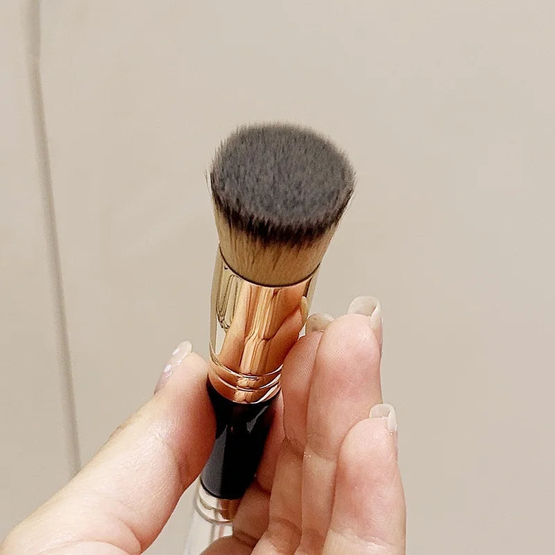 Hollywood Complexion Double-Ended Makeup Brush for Contour & Blending