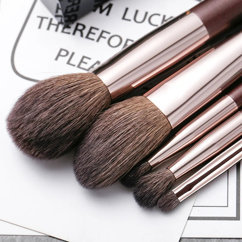 5pcs Travel Makeup Brush Set - Portable Powder, Eyeshadow & Contour Tools
