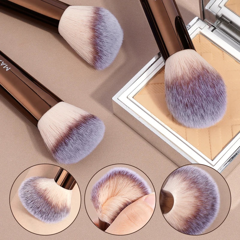 14-Piece Makeup Brush Set with Air Cushion Puffs - Foundation, Blush, Eye Brushes