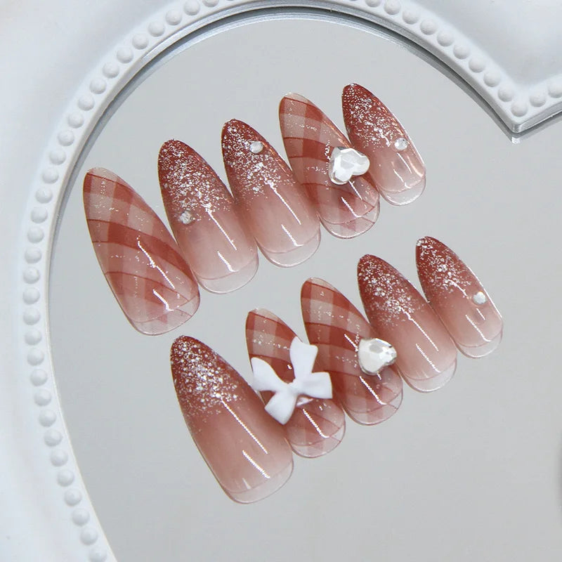 24PCS Fake Nail Tips Set with Plaid Gradient Design for Women