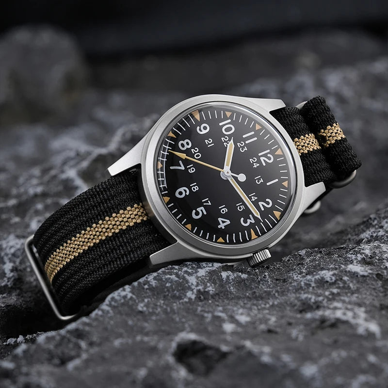 Military Style Quartz Watch with Sapphire Crystal 100m Waterproof Luminous Men’s Watch