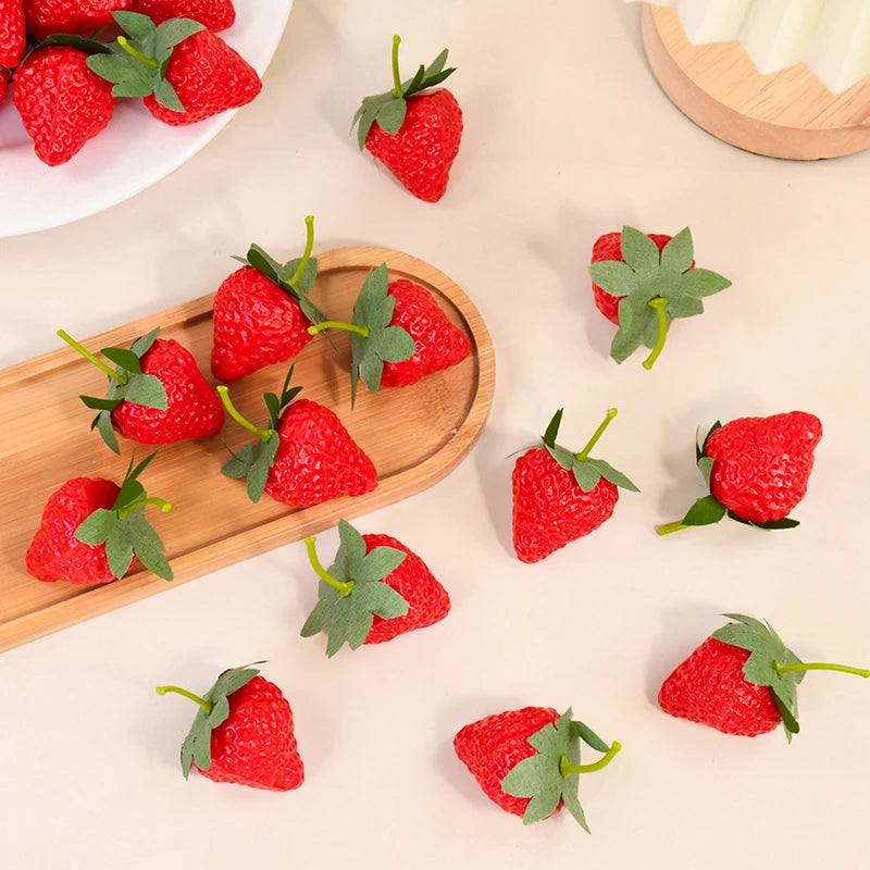 Artificial Strawberries Set - Fake Plastic Fruit for Kitchen, Garden, Home Decor, Photo Props, Christmas & DIY Crafts