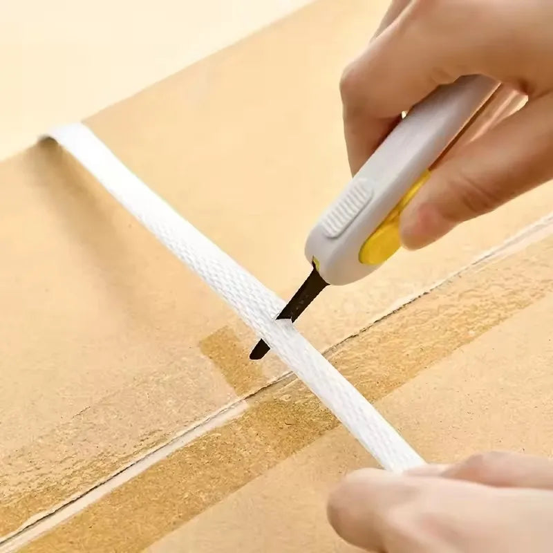 Magnetic Unboxing Knife with Retractable Blade and Safety Lock – Portable Utility Cutter