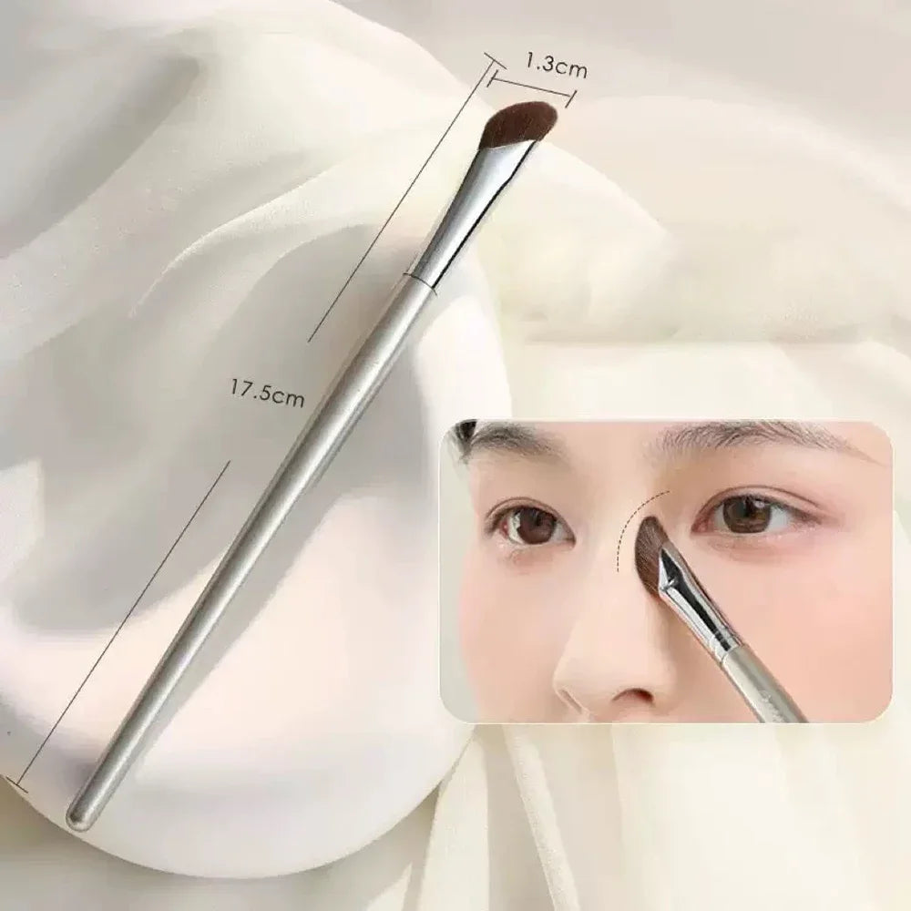 Upgraded Crescent Design Foundation Makeup Brush - Ultra-Thin Flat Spatula for Liquid Foundation, Precise Application, Beauty Tools