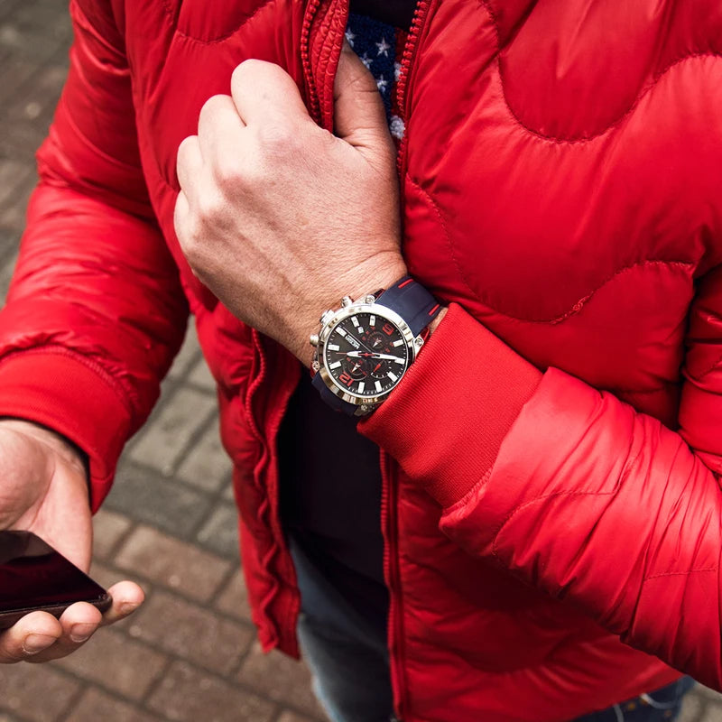 Men's Luxury Quartz Sport Watch with Waterproof Chronograph and Luminous Dial