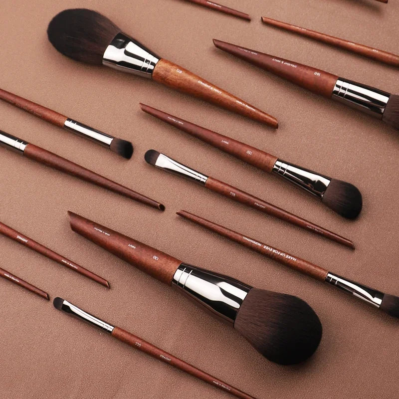Professional Makeup Brush Set & Kit with Eyeshadow, Blush, Foundation & Eyebrow Brushes