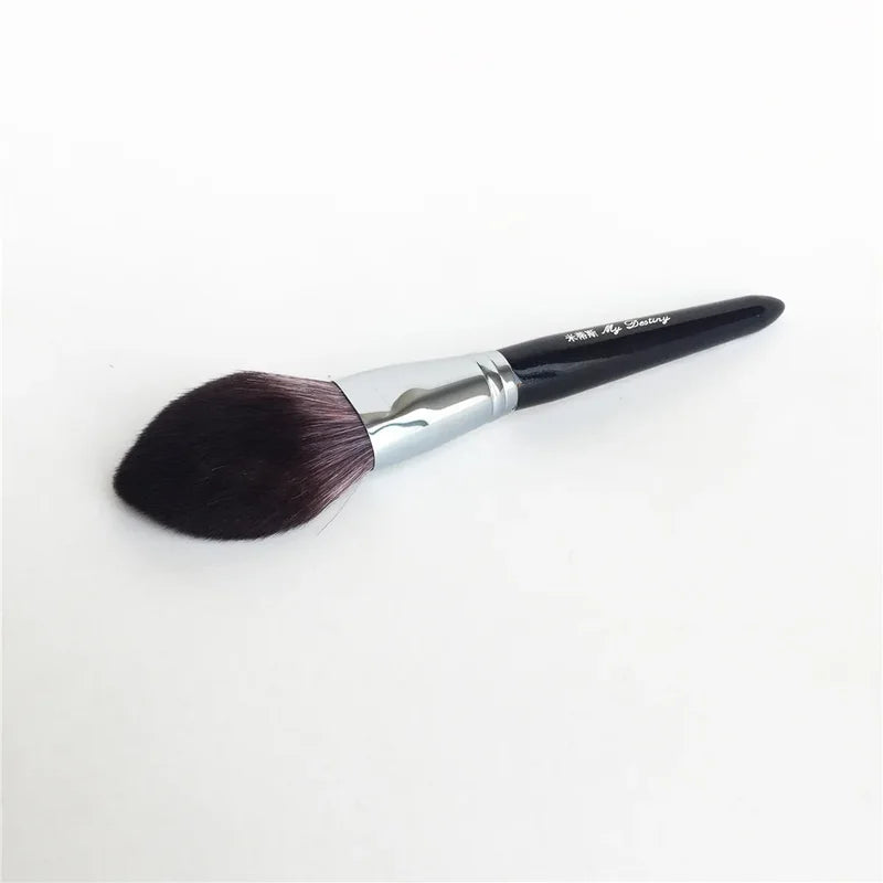 Professional Powder Makeup Brush Flat Tapered Synthetic Hair for Face & Body