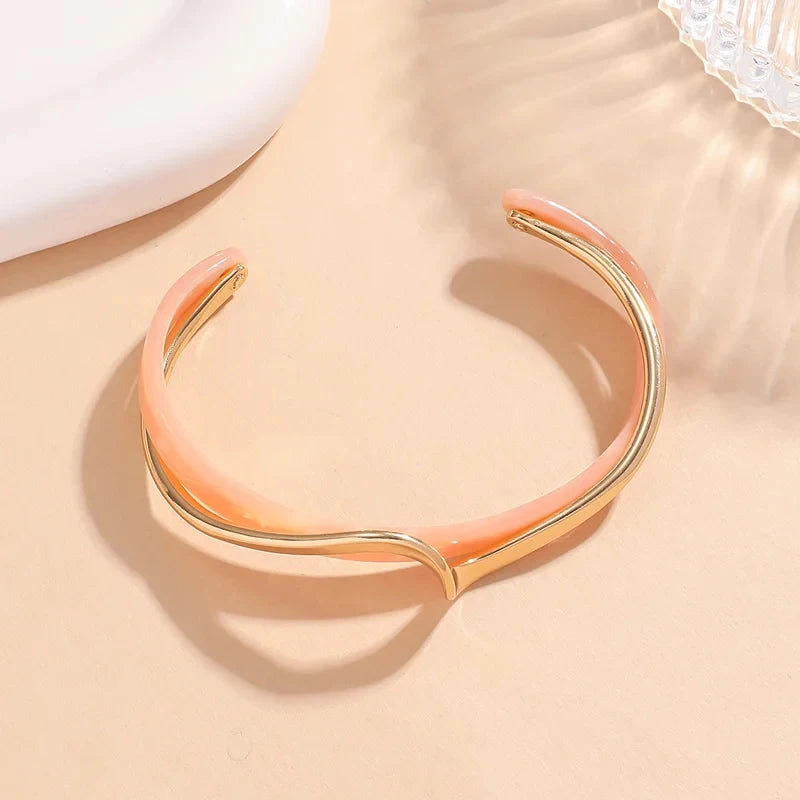 Elegant Metal Textured Bangle - Minimalist Curved Jewelry Bracelet